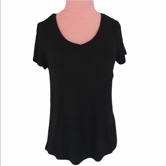 V-Neck Pocket Tee Shirt - Black Size S & M - Picture 3 of 7